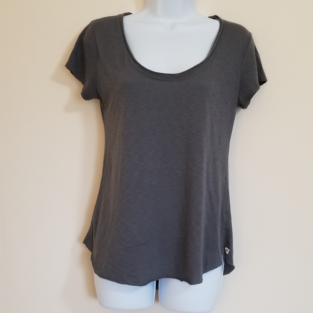 Fabletics grey tee size M